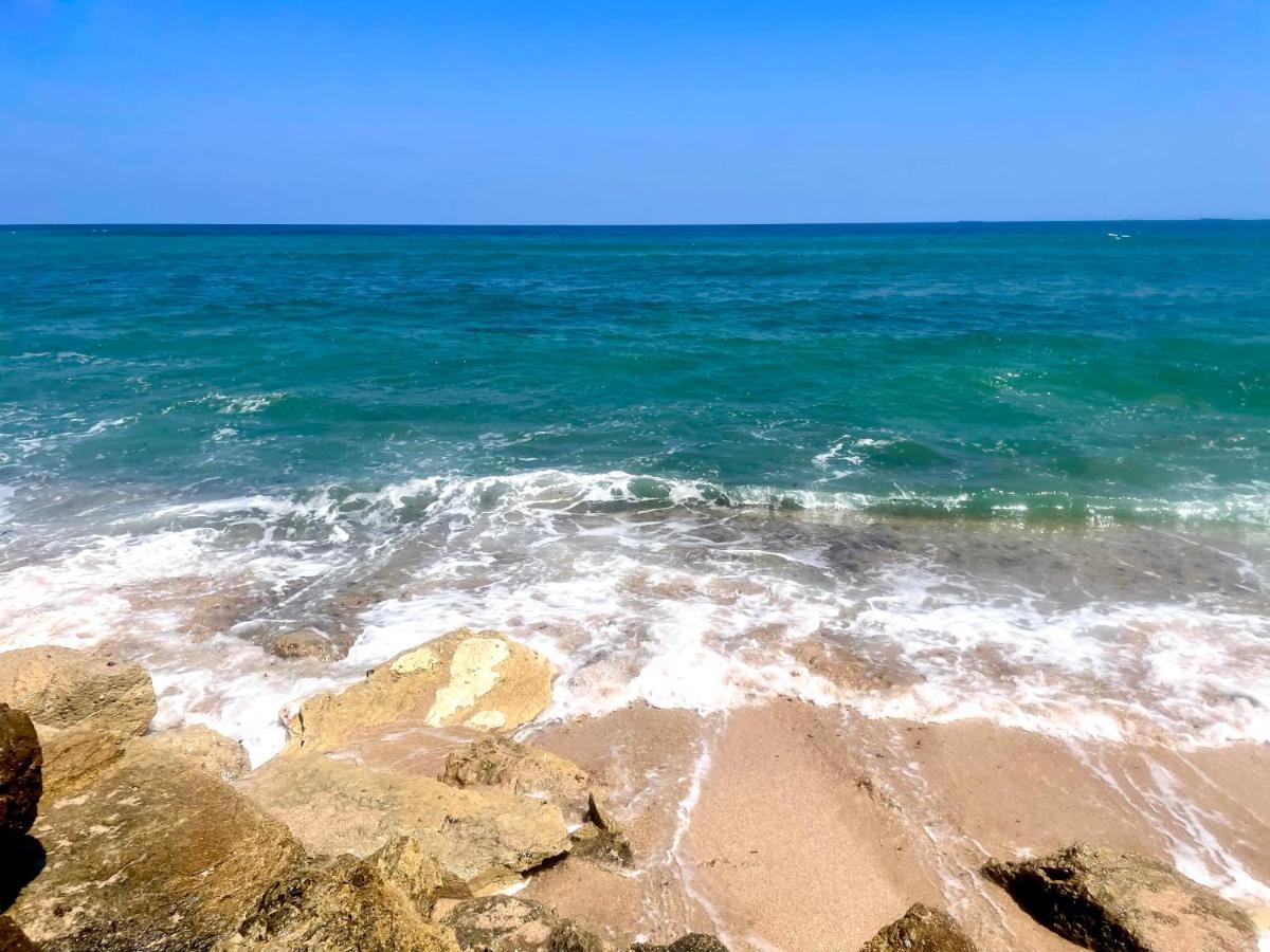 Sea View Cozy Apartment Haifa Eksteriør billede